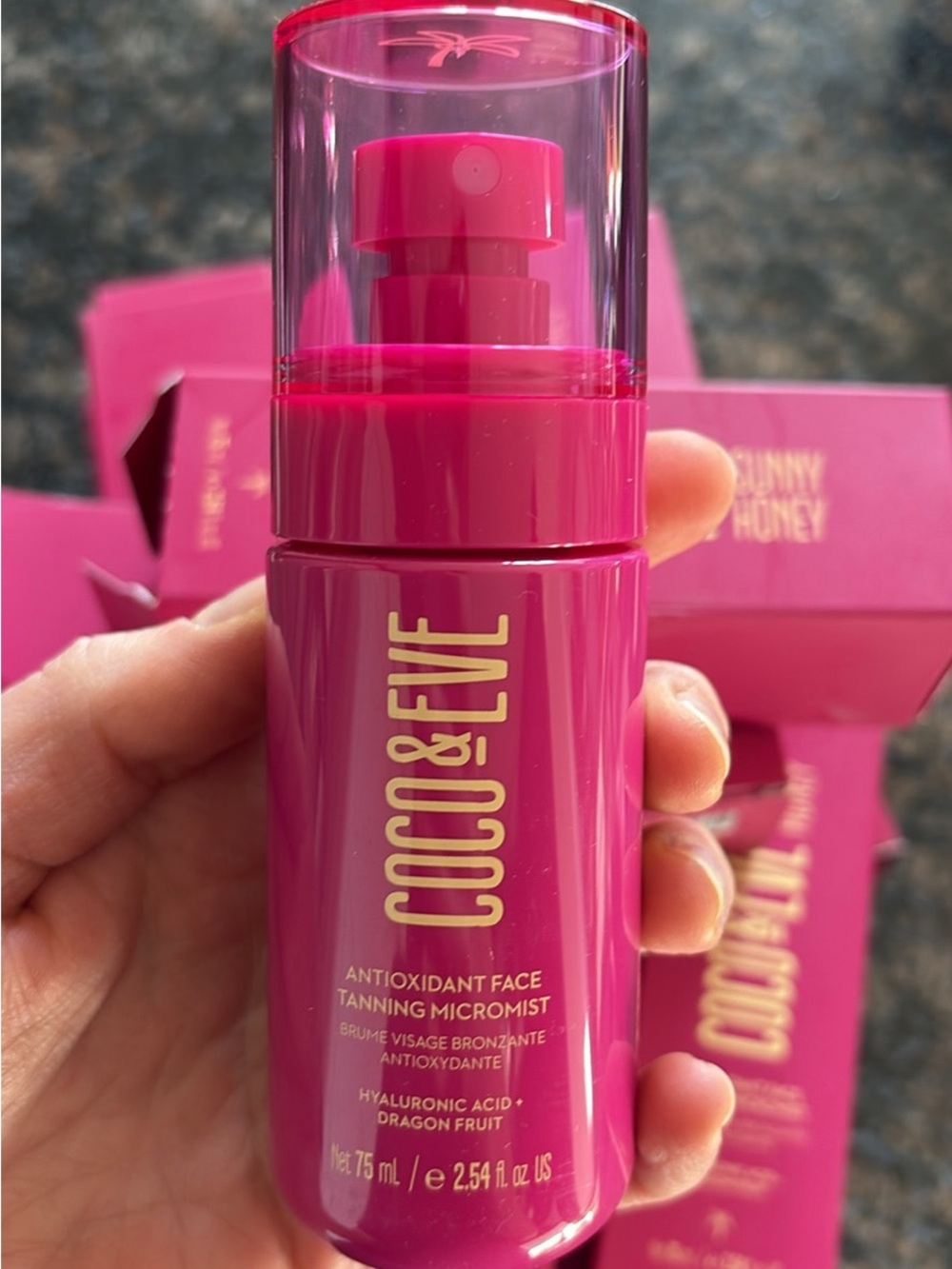COCO & EVE Antioxidant Face Tanning Micromist — Vibrant Pink